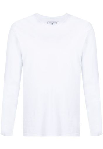 longsleeved round neck T-shirt