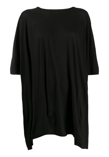 long shortsleeved T-shirt