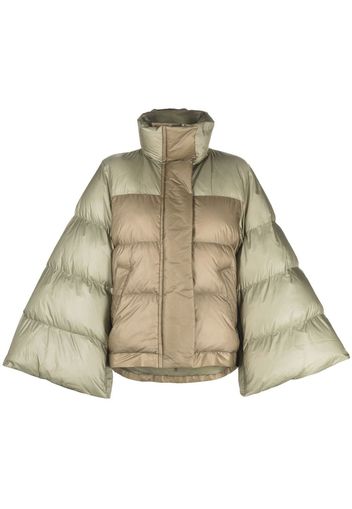 sacai bell sleeves puffer jacket - Verde