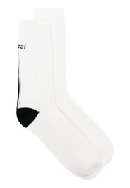 sacai logo intarsia-knit ribbed socks - Bianco