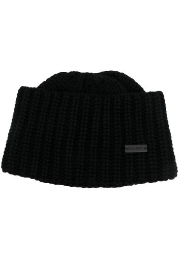 Saint Laurent logo-plaque chunky knit cashmere beanie - Nero