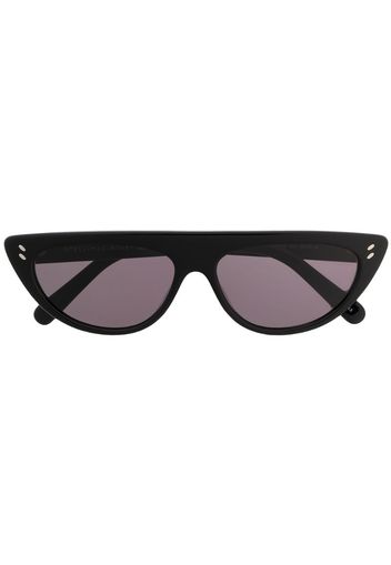 cat eye framed sunglasses