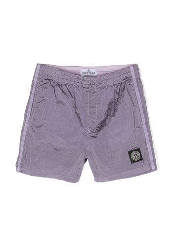 Stone Island Junior logo-patch iridescent swim shorts - Viola