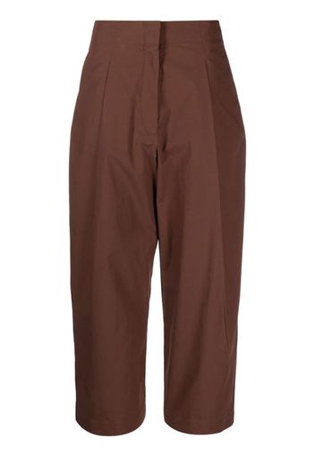 Studio Nicholson pleat-detail wide-leg cropped trousers - Marrone