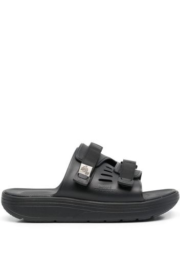 Suicoke Sandali con doppia fascia Urich - Nero