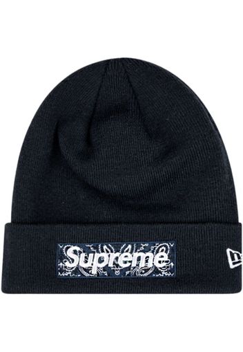 x New Era logo beanie