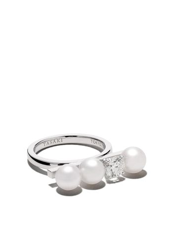 Anello in oro bianco 18kt con diamanti e perle Akoya