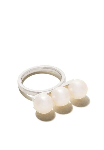 Anello in oro bianco 18kt con perla Akoya Balance