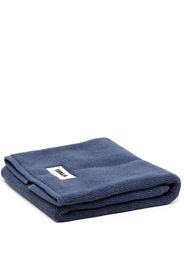 TEKLA logo-patch terry-cloth towel - Blu