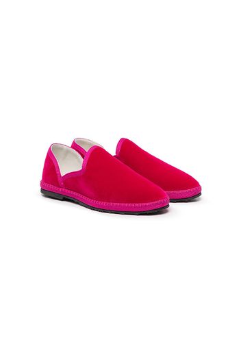 The Row Kids contrast-trimmed suede loafers - Rosa