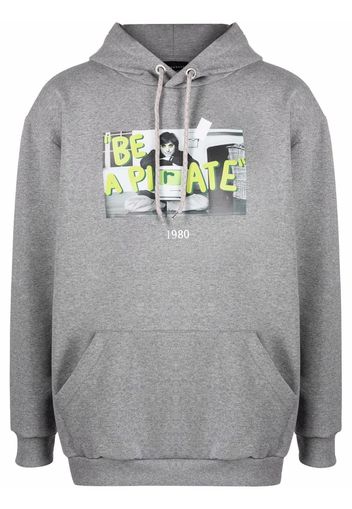 Throwback. Be A Pirate graphic-print hoodie - Grigio