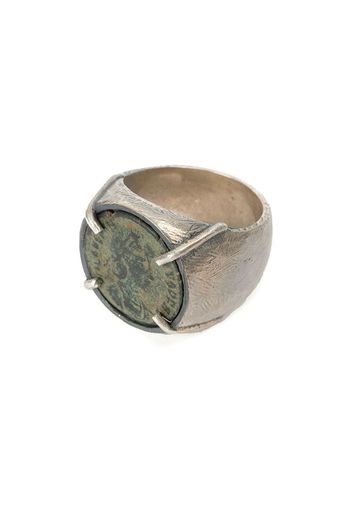 chevalière ring