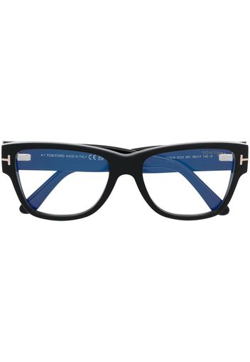 TOM FORD Eyewear Occhiali cat-eye con logo inciso - Nero