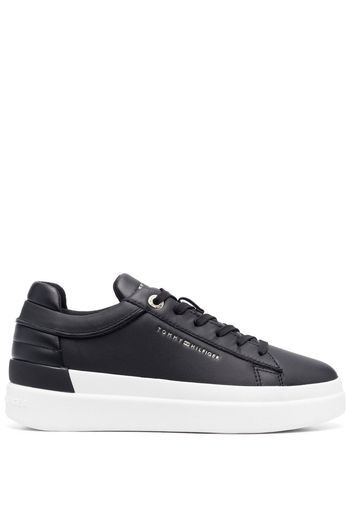 Tommy Hilfiger logo-print lace-up sneakers - Nero