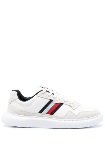 Tommy Hilfiger stripe detailing low-top sneakers - Bianco