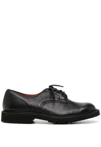 Tricker's lace-up pebbled leather loafers - Nero