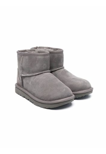 UGG Kids Classic II ankle boots - Grigio