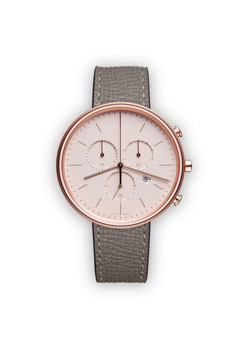 M40 chronograph watch