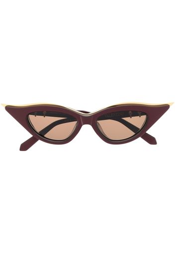 Valentino Eyewear cat-eye tinted sunglasses - Rosso