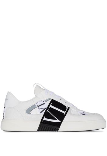 white VL7N logo banded leather sneakers