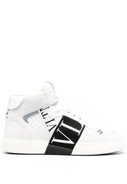 Sneakers con stampa VLTN