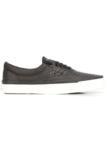 textured lace up sneakers