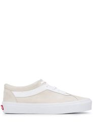 Sneakers con lacci