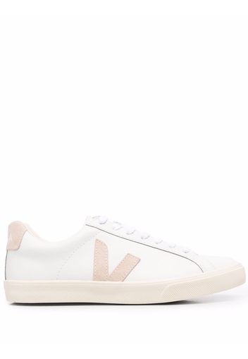 VEJA logo-patch low-top sneakers - Bianco