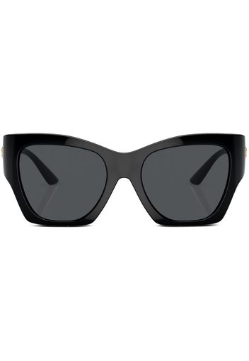 Versace Eyewear Occhiali da sole cat-eye con placca logo - Nero