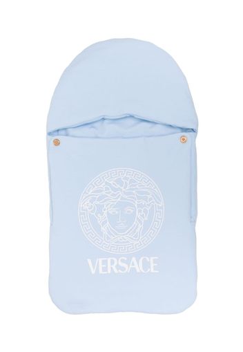 Versace Kids Medusa-print sleeping bag - Blu