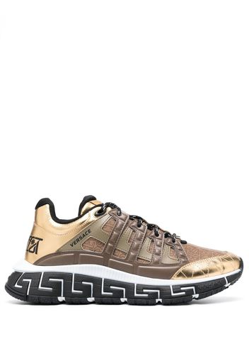 Versace Trigreca Allover-print sneakers - Marrone