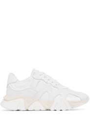 white leather low top sneakers