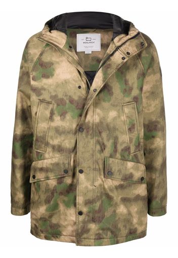Woolrich camouflage-print down jacket - Verde