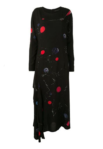 asymmetric circle-print shift dress