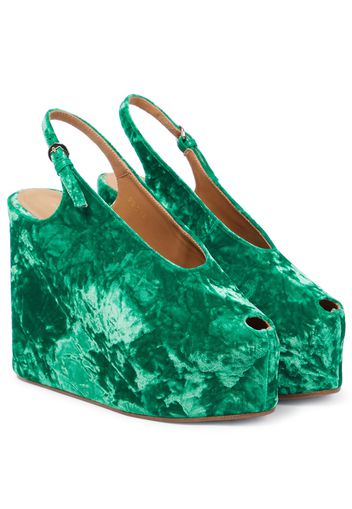 Sandali slingback con platform