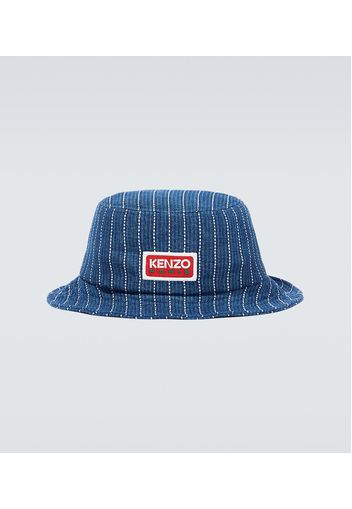 Cappello da pescatore in denim con logo