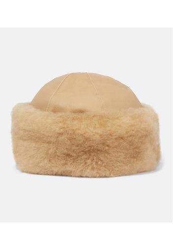 Cappello Colbacco in shearling e cashmere