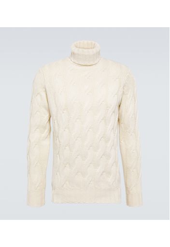 Pullover in cashmere a trecce