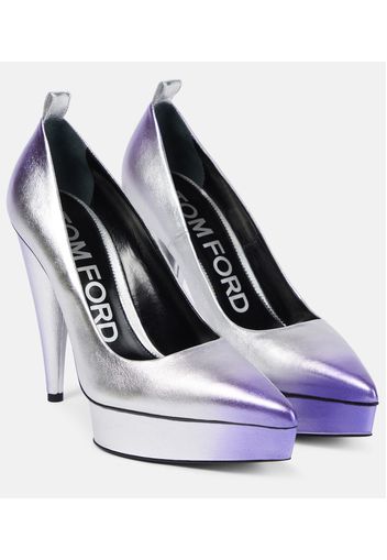 Pumps in pelle metallizzata con plateau