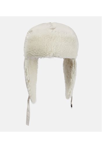 Cappello imbottito con shearling