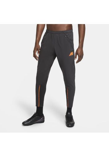 Pantaloni da calcio in tessuto Nike Dri-FIT Mercurial Strike - Uomo - Grigio