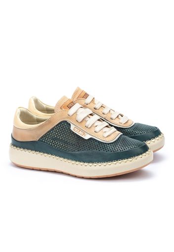 Sneaker in pelle con tomaia traforata