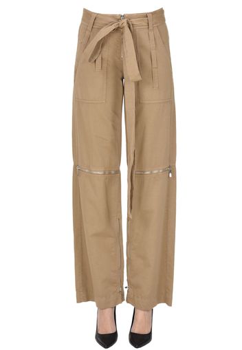 Pantaloni stile carpenter