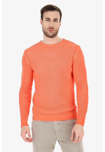 Pullover lavorato con scollo tondo