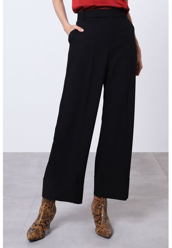 Pantalone palazzo con piega stirata