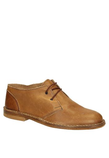 Scarpe basse casual uomo artigianali in pelle di vitello color cuoio 100 CARMEN CUOIO