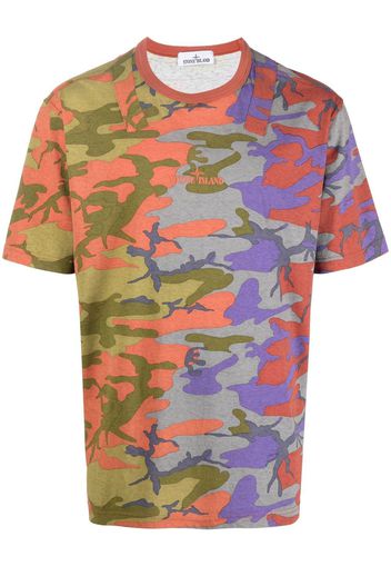 T-shirt con stampa camouflage