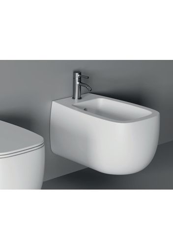 NUR | Bidet sospeso