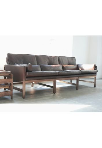 WOOD FRAME LOUNGE | Divano