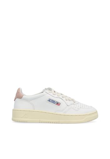 Medalist Low Sneaker